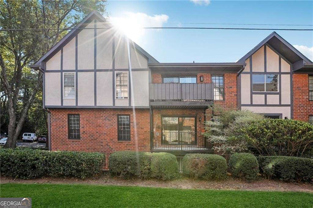 6851 Roswell Road Atlanta GA 30328