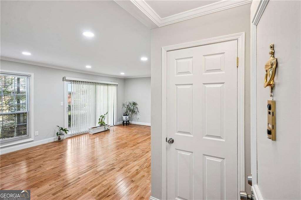 6851 Roswell Road Atlanta GA 30328