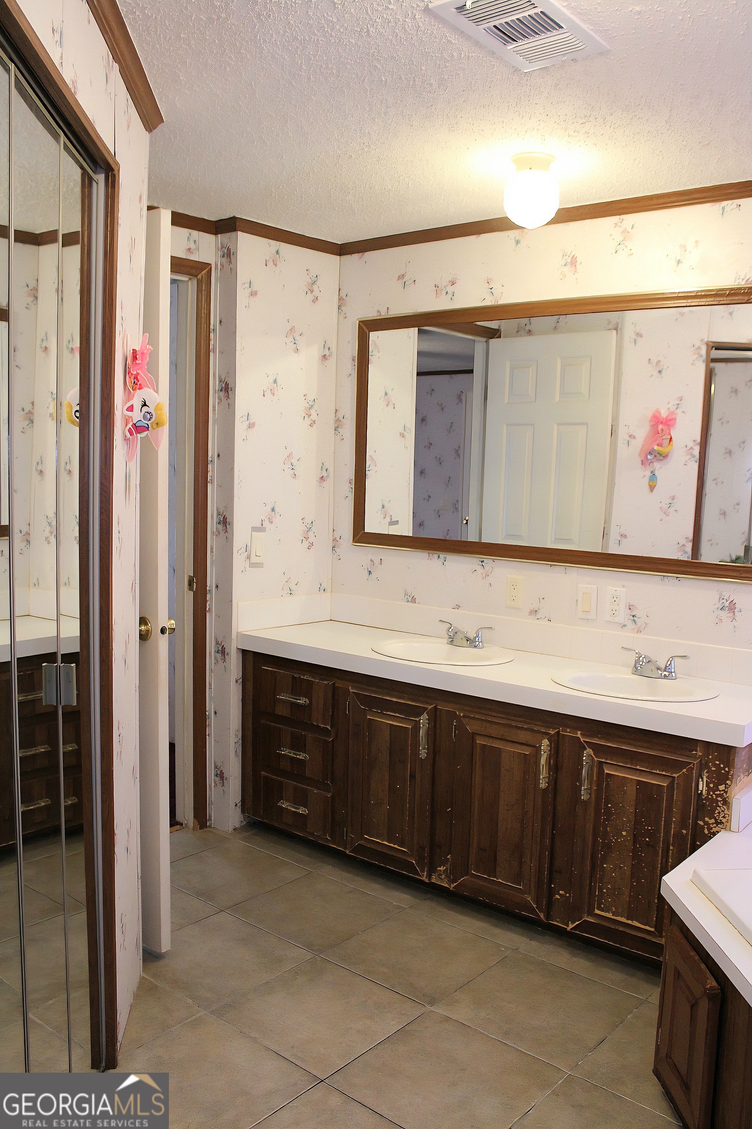 1606 Homestead Drive Ellabell GA 31308