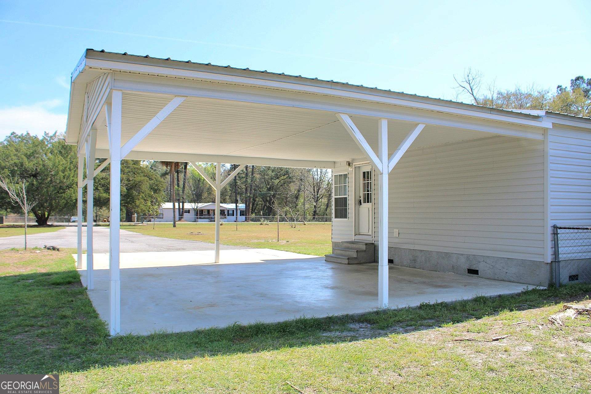 1606 Homestead Drive Ellabell GA 31308