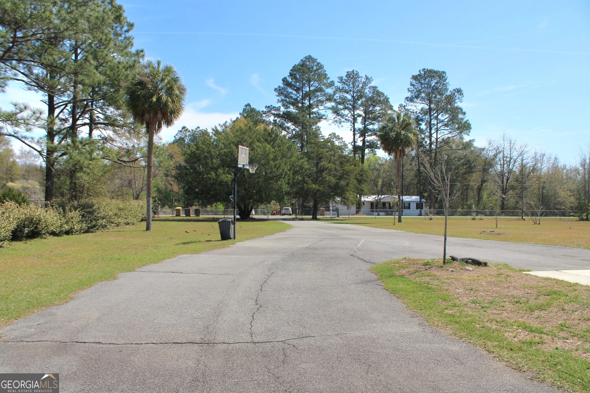 1606 Homestead Drive Ellabell GA 31308