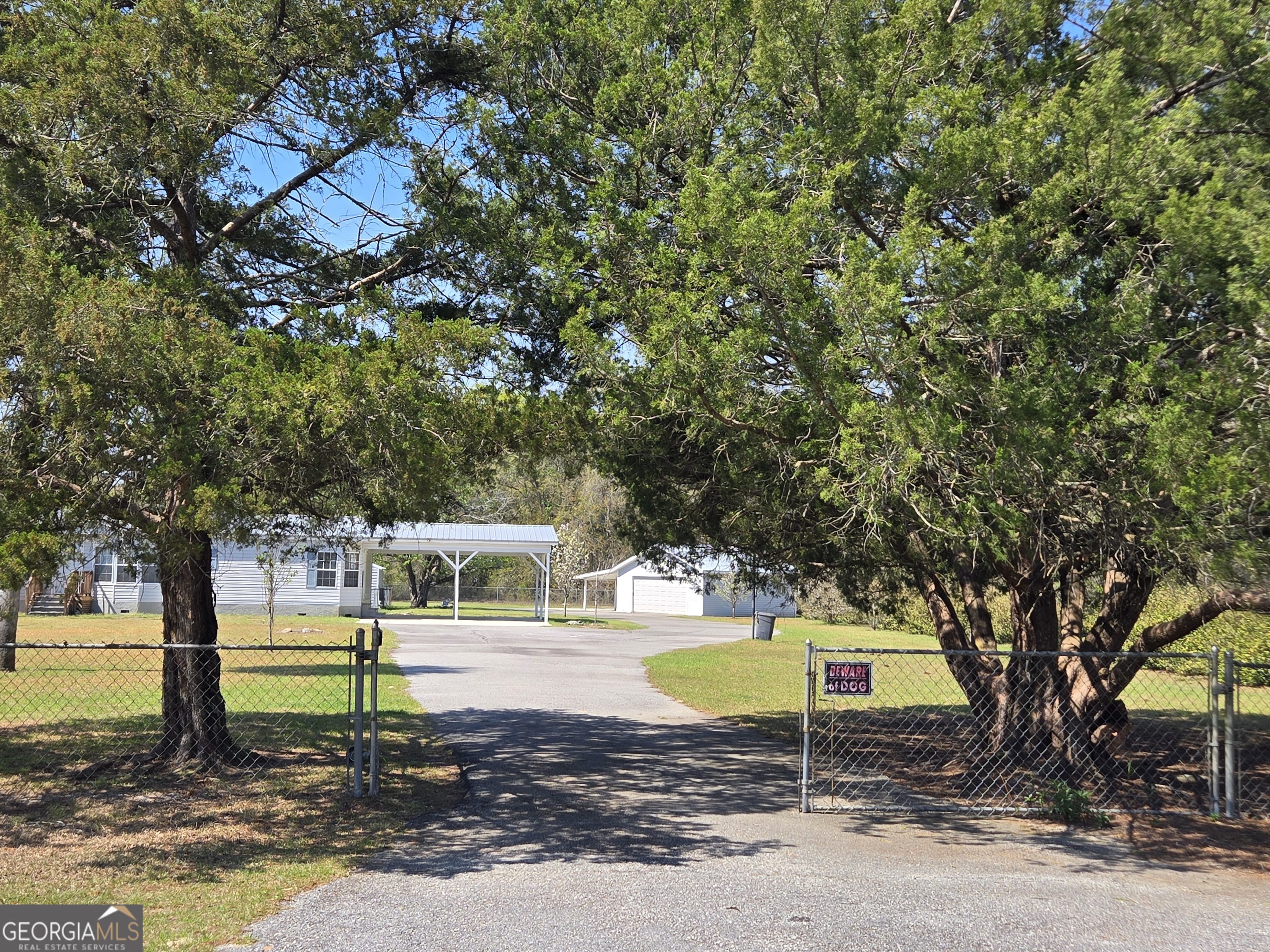 1606 Homestead Drive Ellabell GA 31308