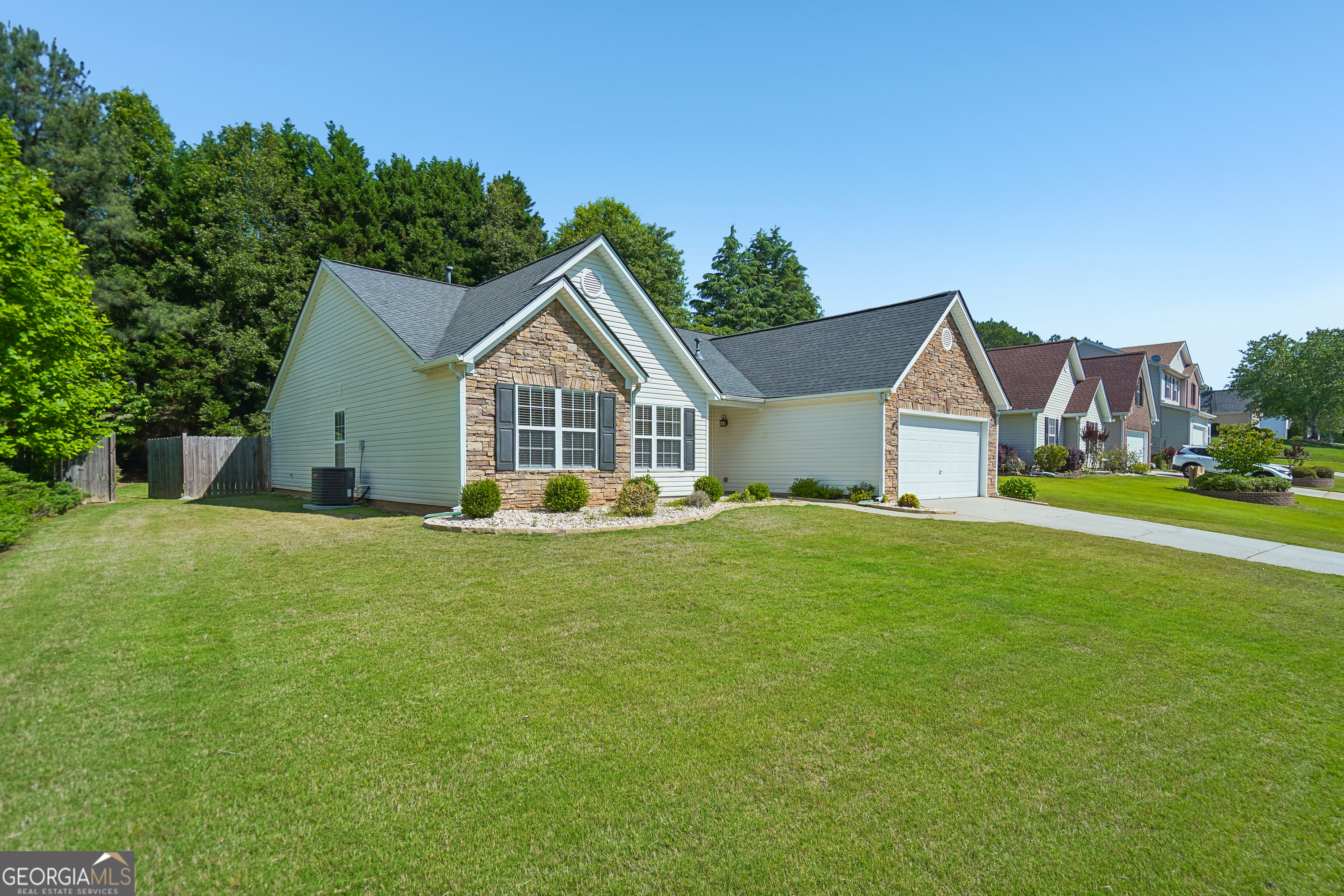 2213 Skylar Leigh Drive Buford GA 30518