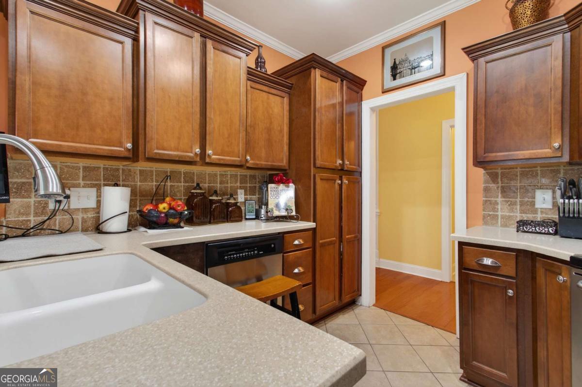 124 Flora Circle Warner Robins GA 31088