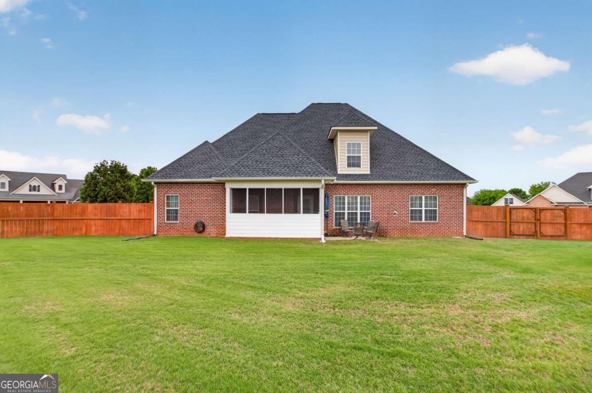 124 Flora Circle Warner Robins GA 31088