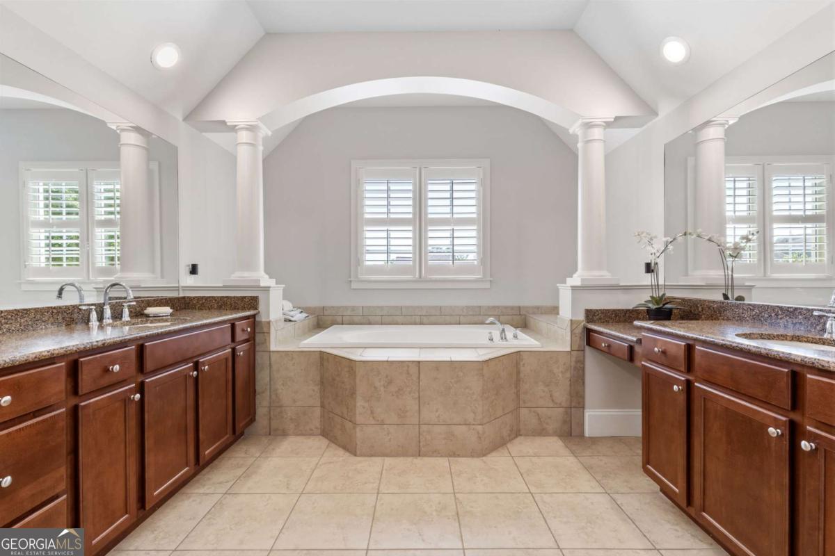 1952 Cheyanne Drive SE Smyrna GA 30080