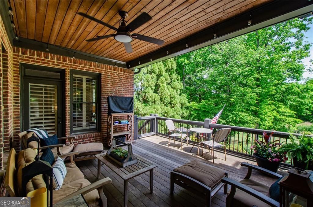 1667 Fernstone Drive NW Acworth GA 30101
