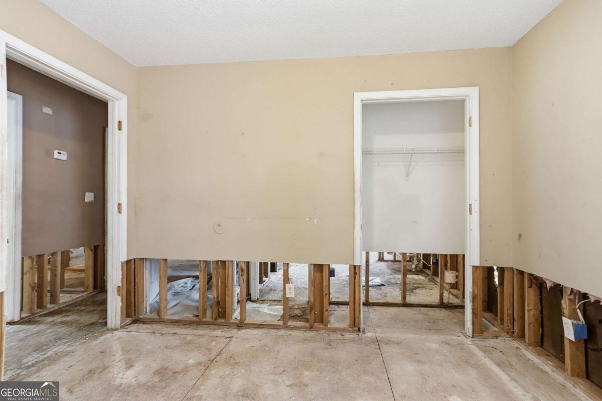 627 Sandys Lane SE Atlanta GA 30354
