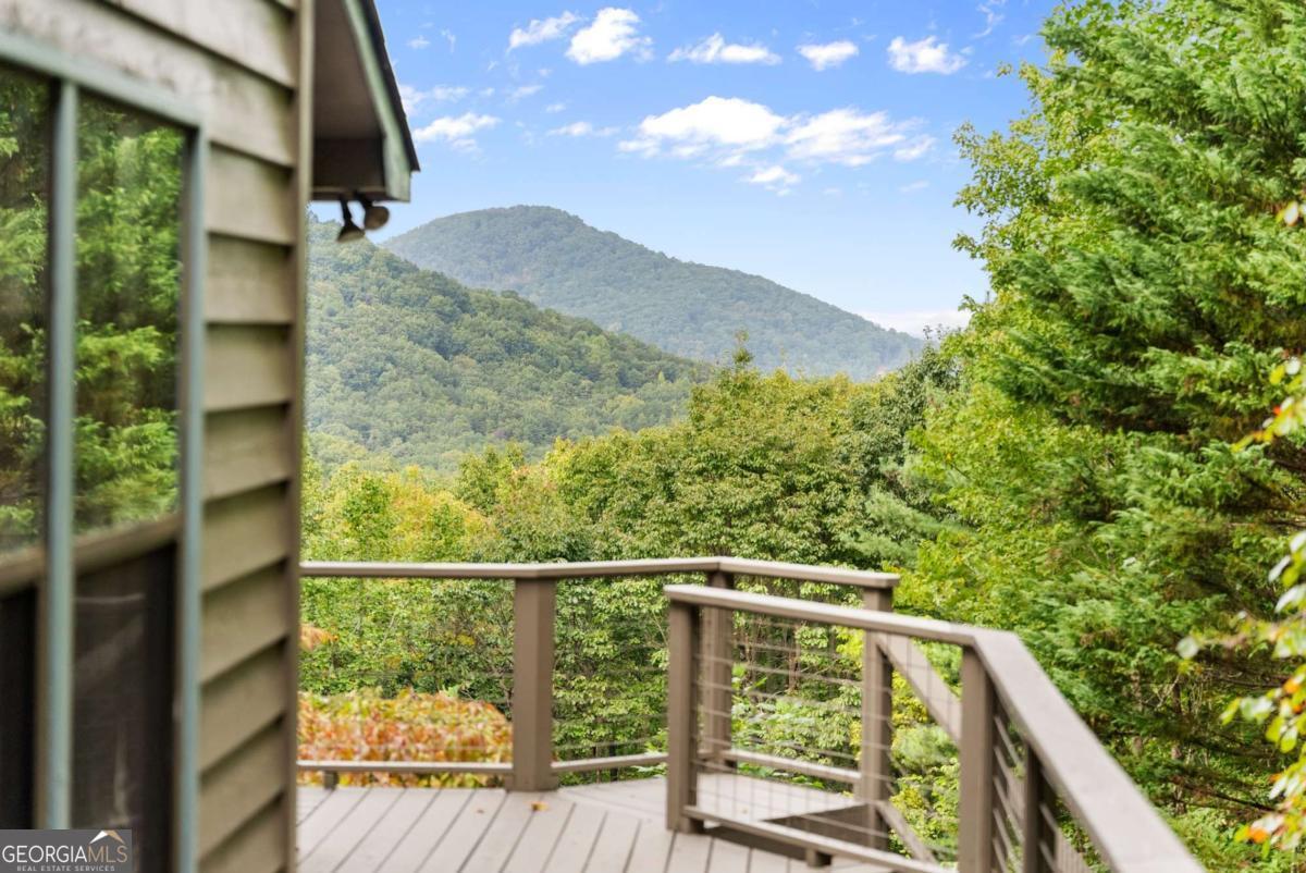 62 High Ridge Cleveland GA 30528