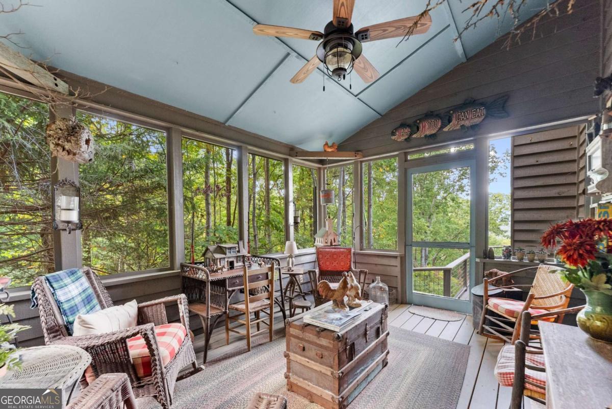 62 High Ridge Cleveland GA 30528