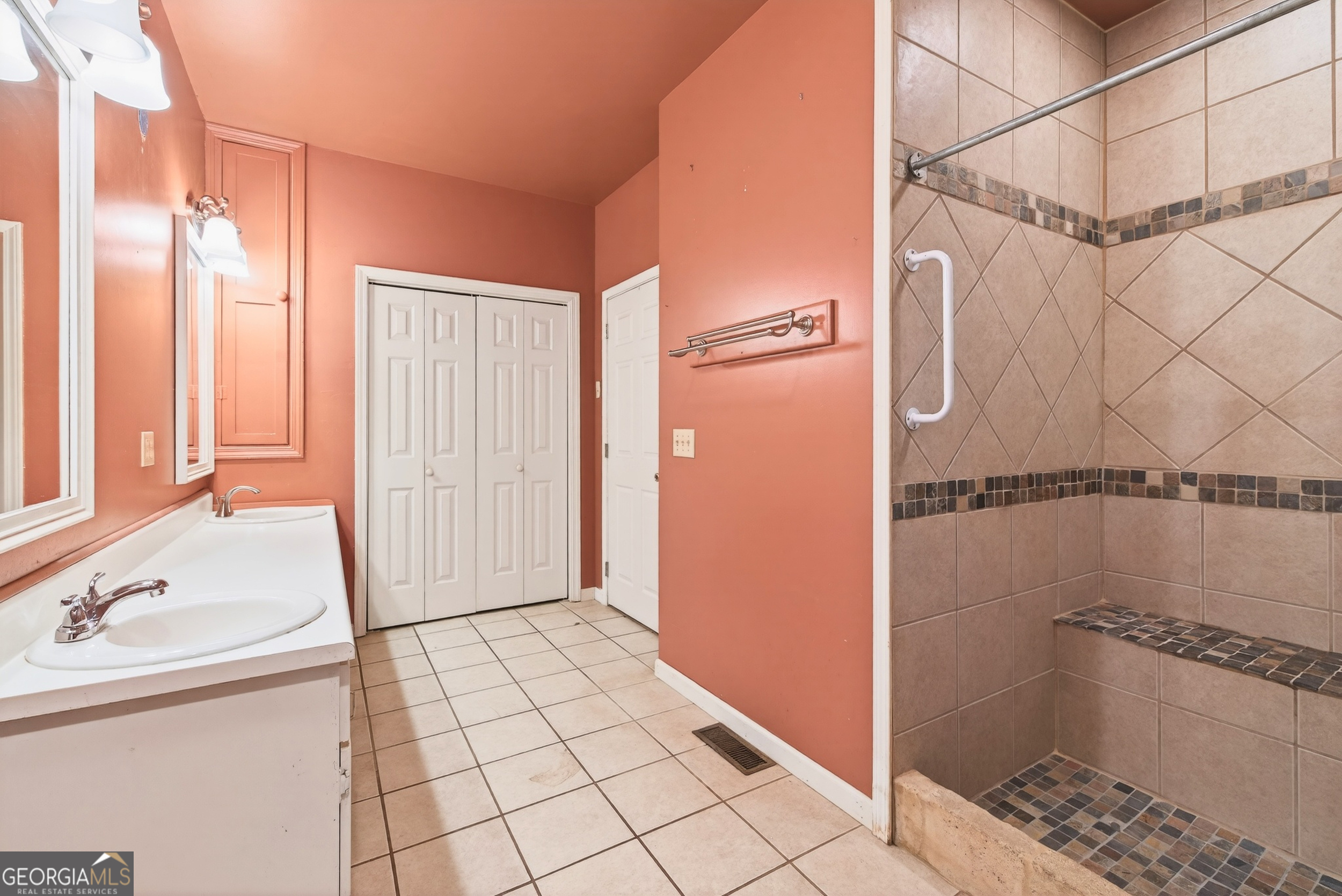 290 Bear Cave Trail Lakemont GA 30552
