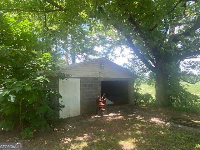 4018 Veal Street Roopville GA 30170