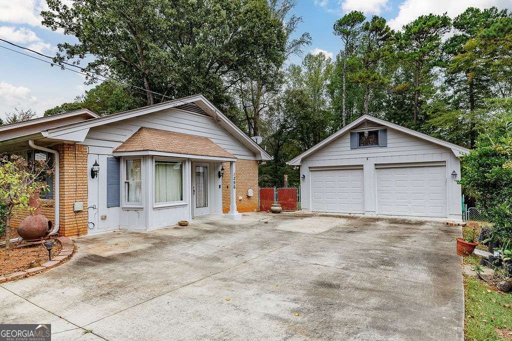 1296 Lake Lucerne Road Lilburn GA 30047