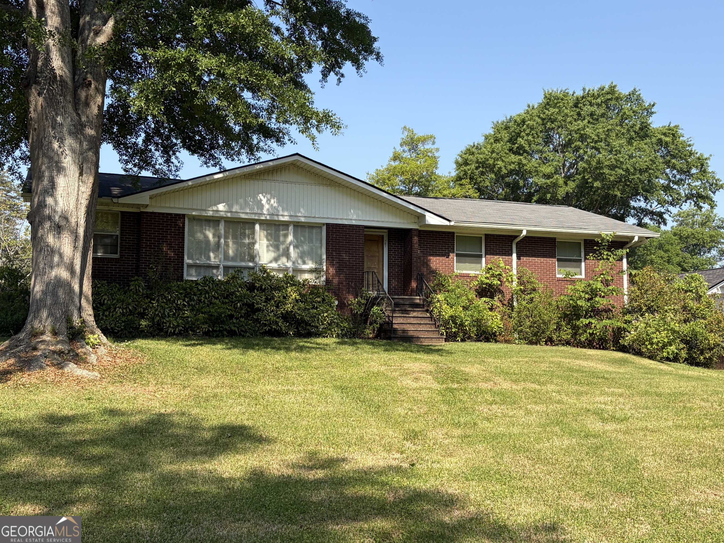 701 Oakcrest Drive Rockmart GA 30153