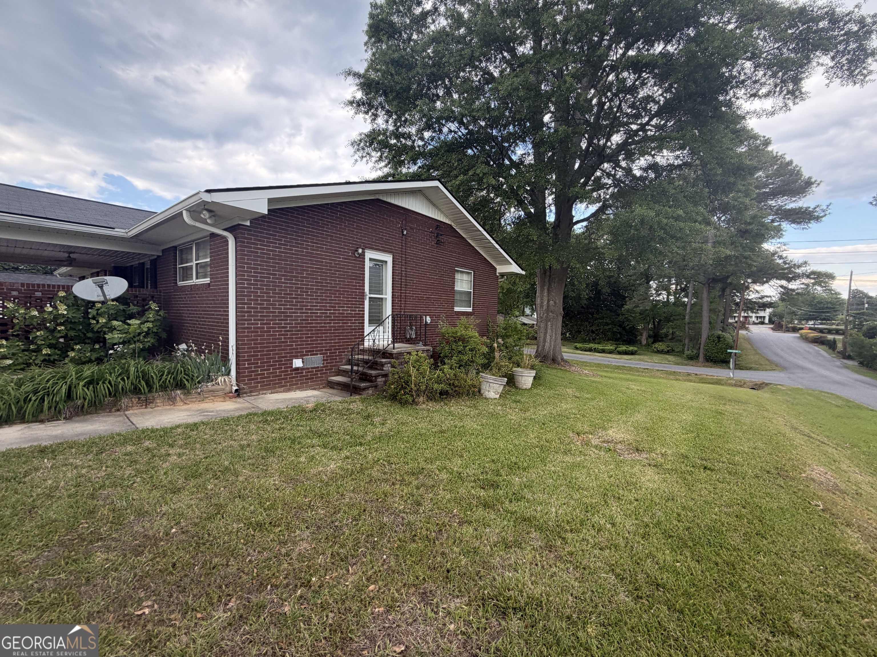 701 Oakcrest Drive Rockmart GA 30153