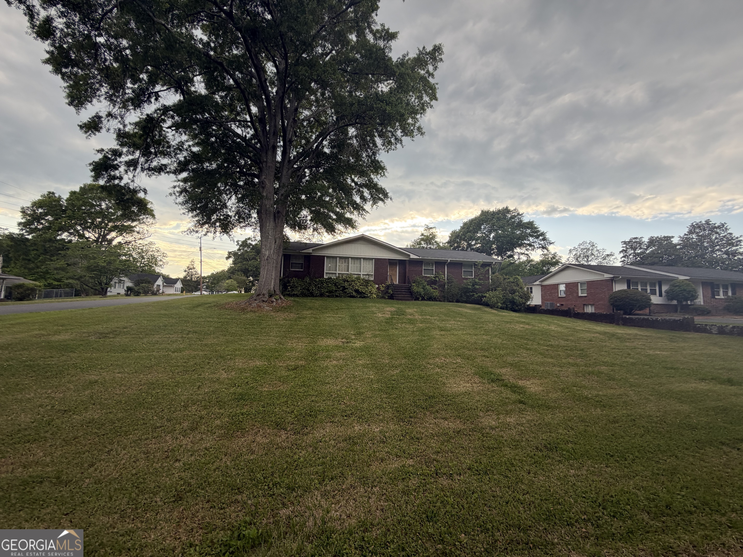 701 Oakcrest Drive Rockmart GA 30153