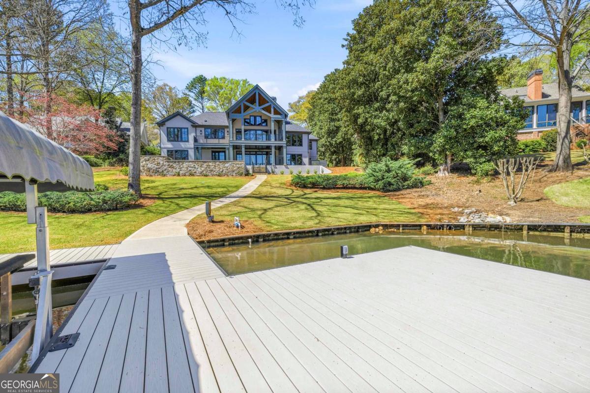 136 Barrington Hall Drive Eatonton GA 31024