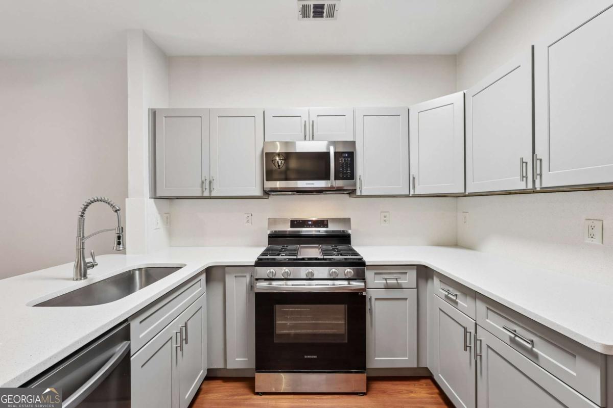 3286 Mill Springs Circle Buford GA 30519