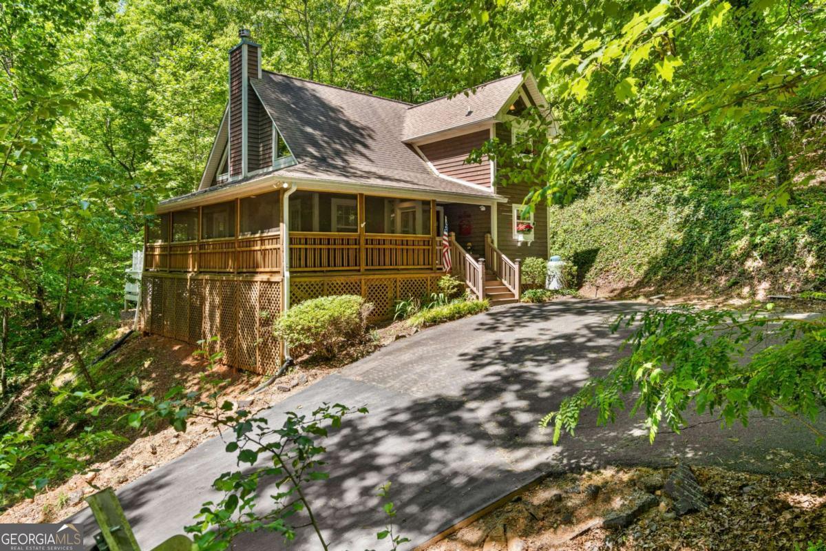 2102 Pooh Corner Hiawassee GA 30546