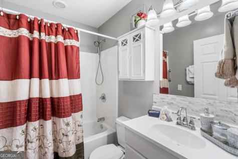 2102 Pooh Corner Hiawassee GA 30546