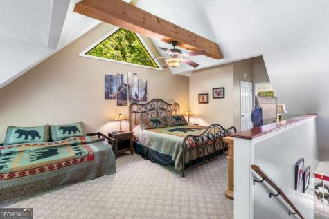 2102 Pooh Corner Hiawassee GA 30546