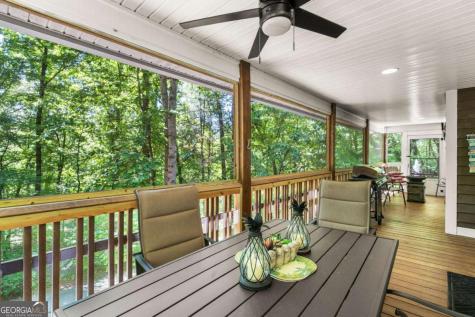 2102 Pooh Corner Hiawassee GA 30546