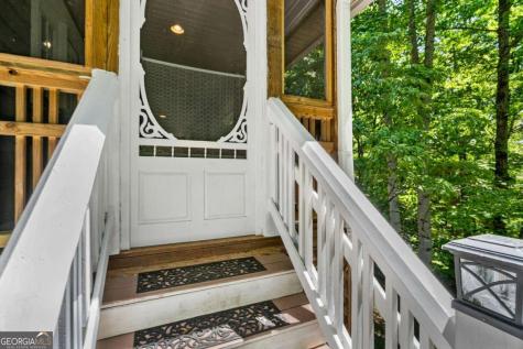 2102 Pooh Corner Hiawassee GA 30546