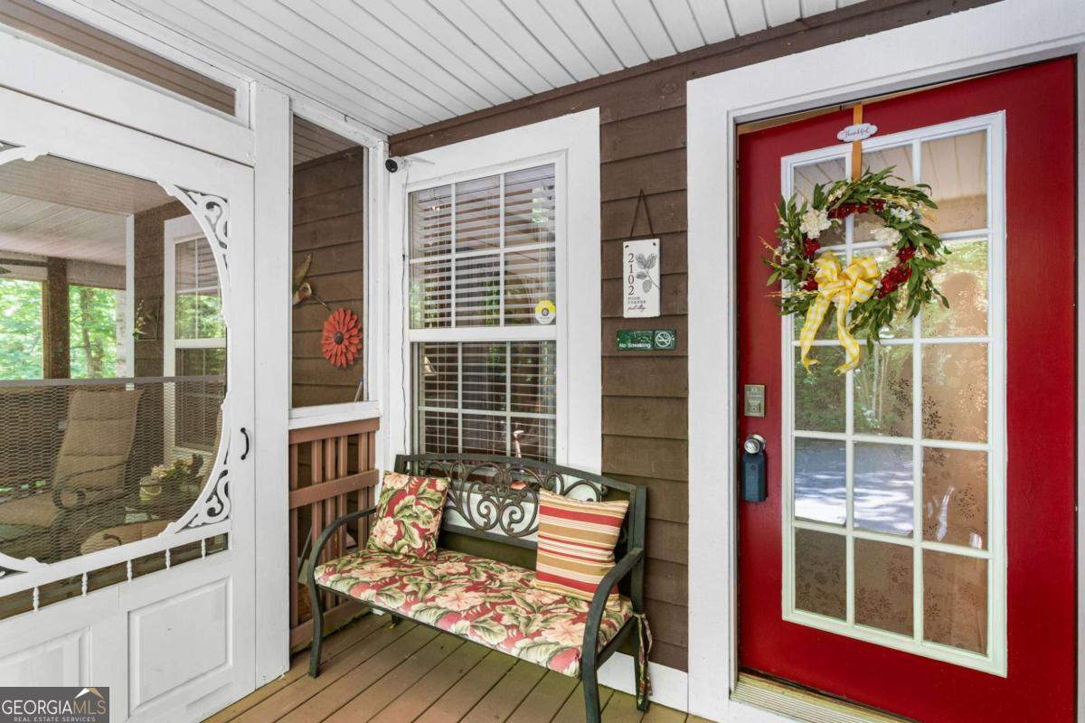 2102 Pooh Corner Hiawassee GA 30546