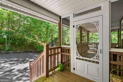 2102 Pooh Corner Hiawassee GA 30546