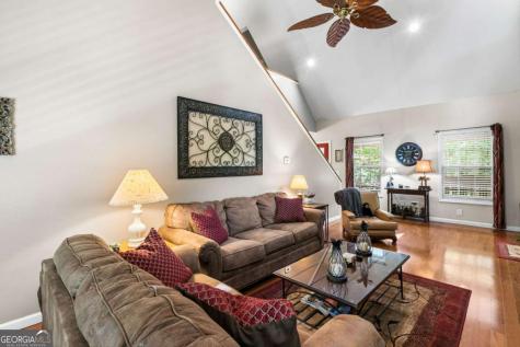 2102 Pooh Corner Hiawassee GA 30546