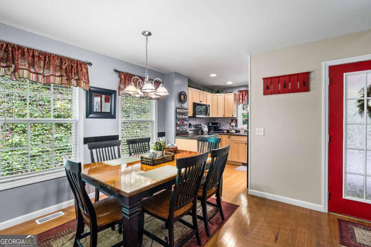 2102 Pooh Corner Hiawassee GA 30546