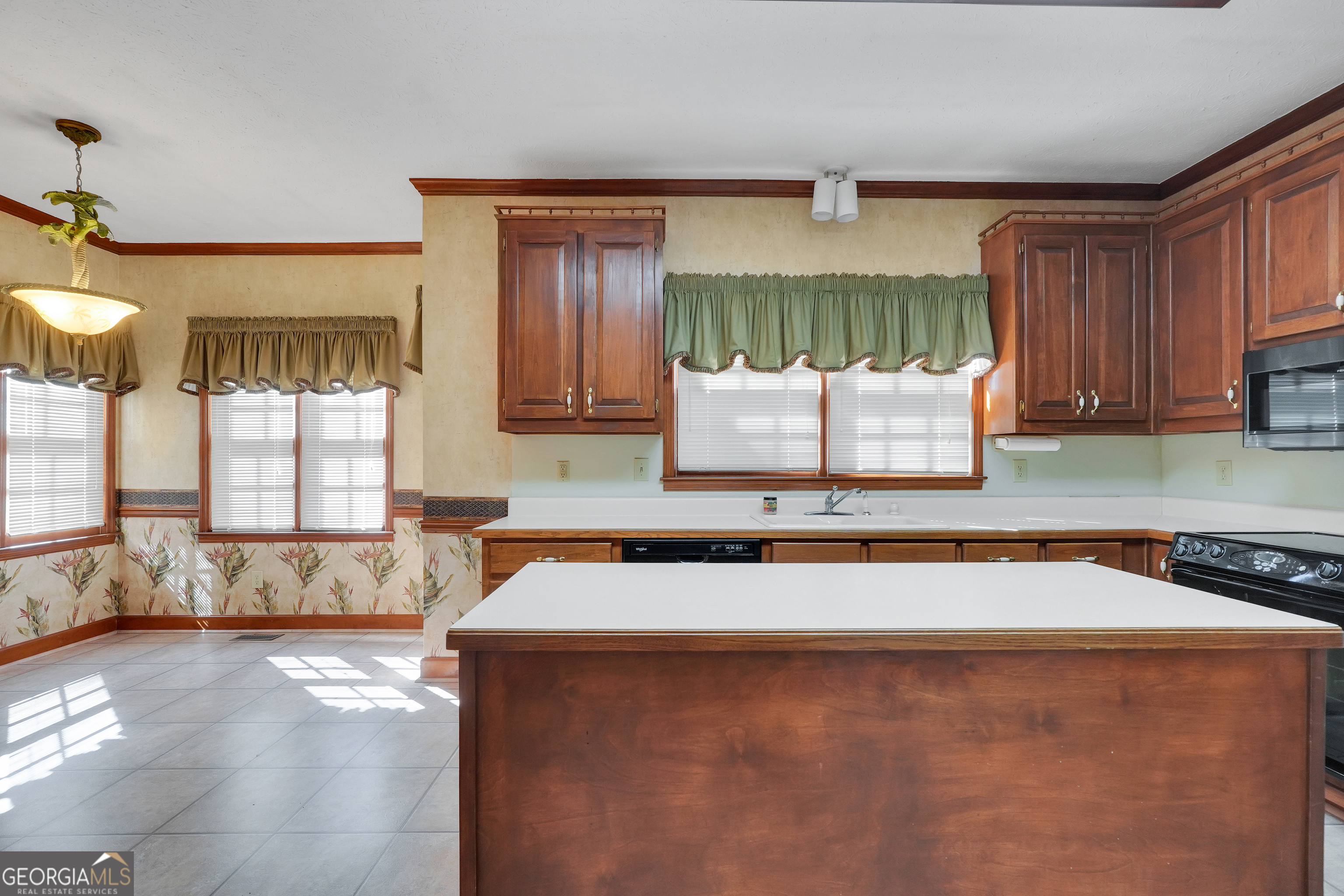 2141 S River Road Conyers GA 30094