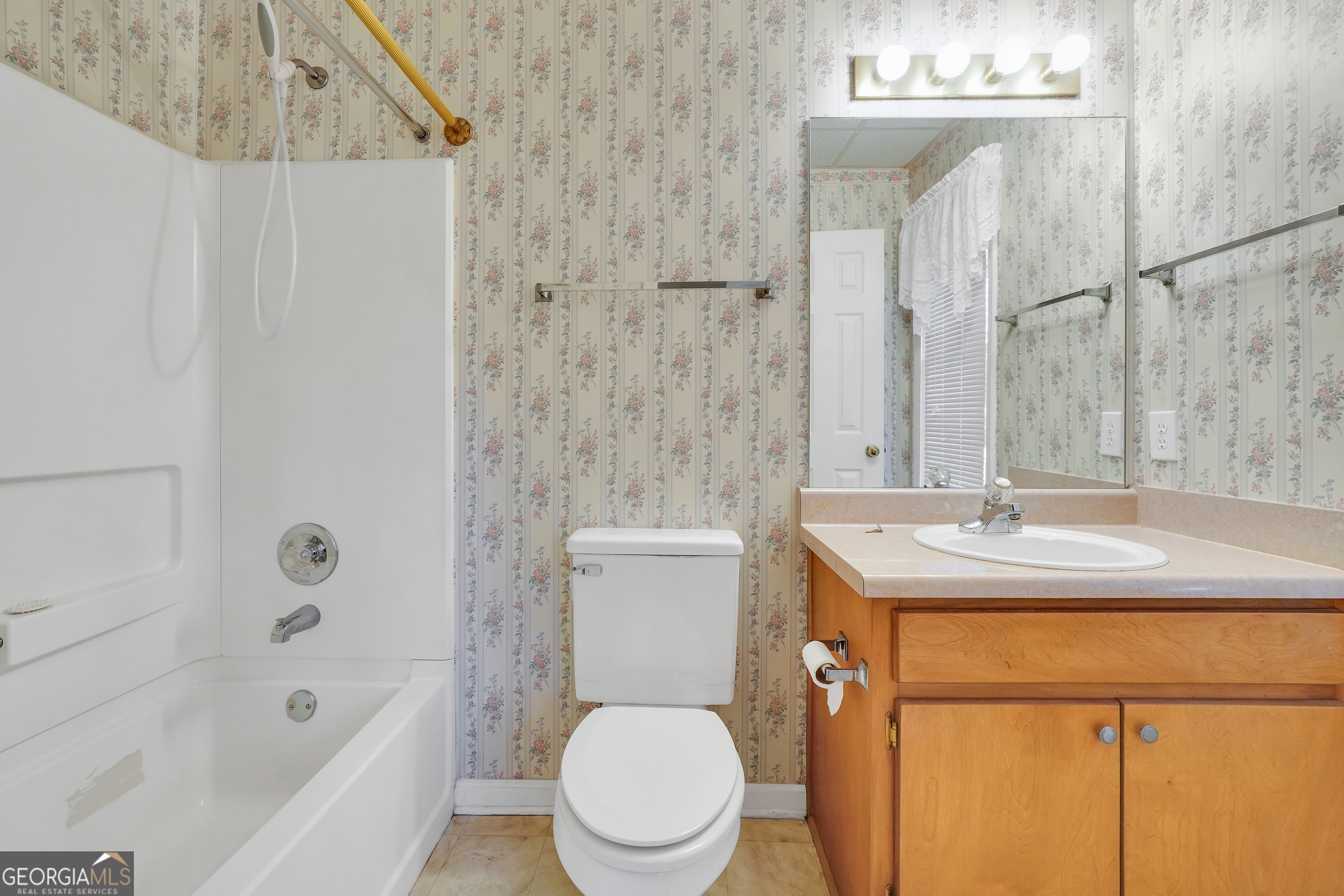2141 S River Road Conyers GA 30094