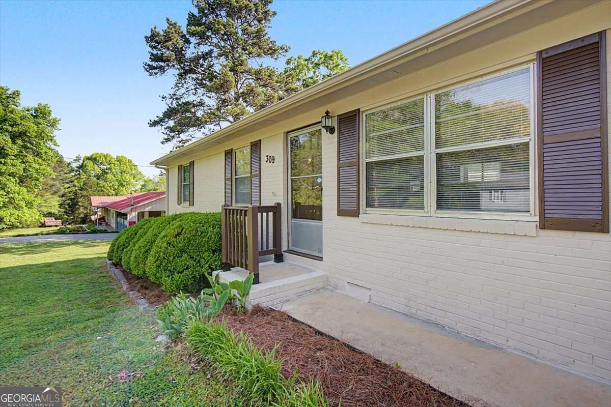 309 Gail Street NW Adairsville GA 30103