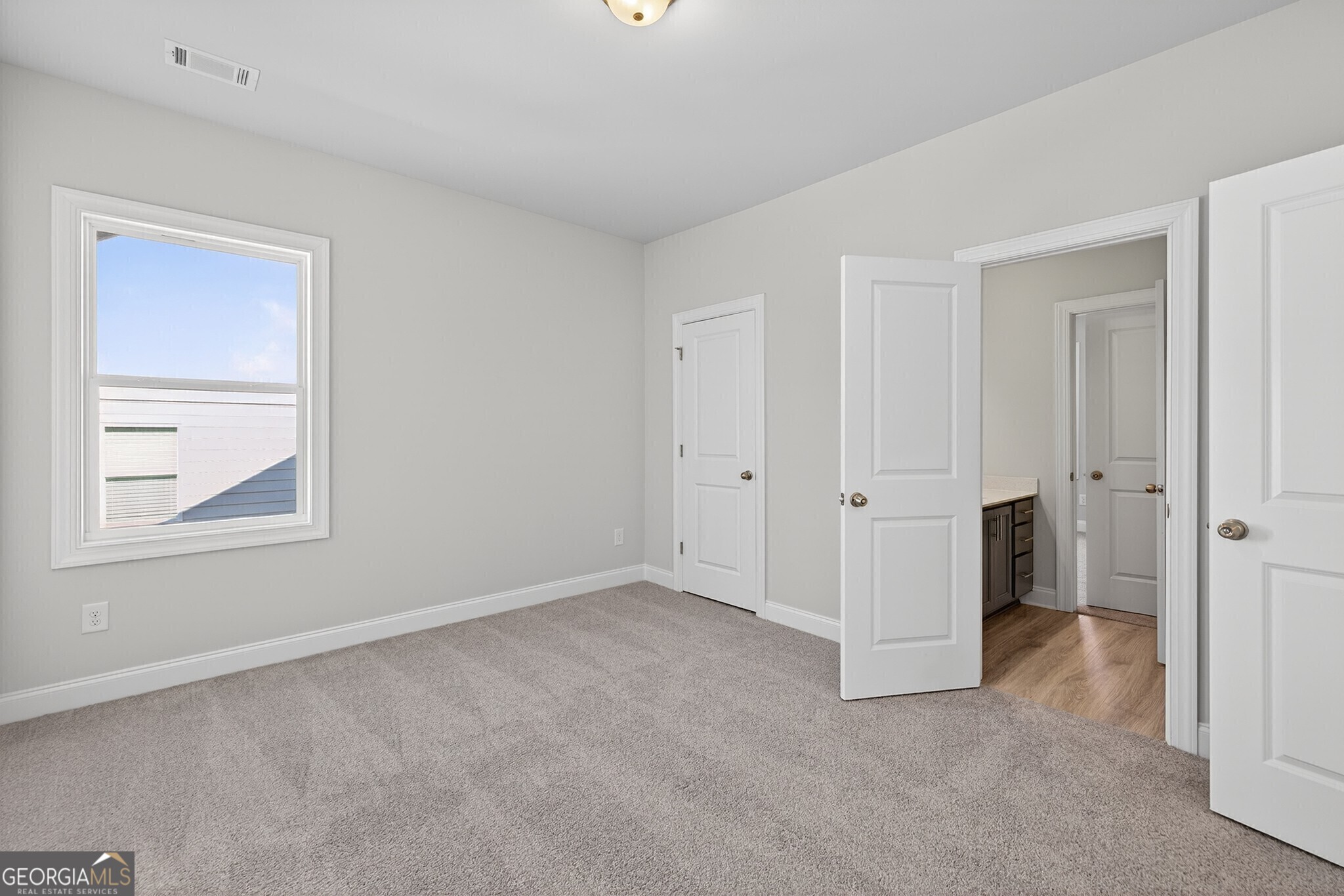 5554 Spring Street Flowery Branch GA 30542