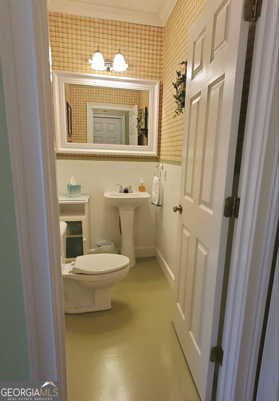 120 Hawks Nest Sautee Nacoochee GA 30571