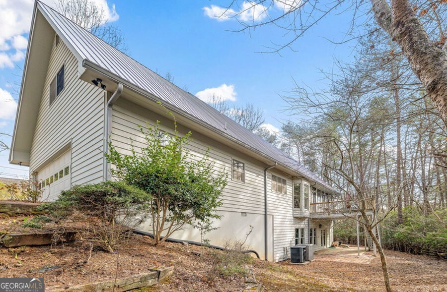 120 Hawks Nest Sautee Nacoochee GA 30571