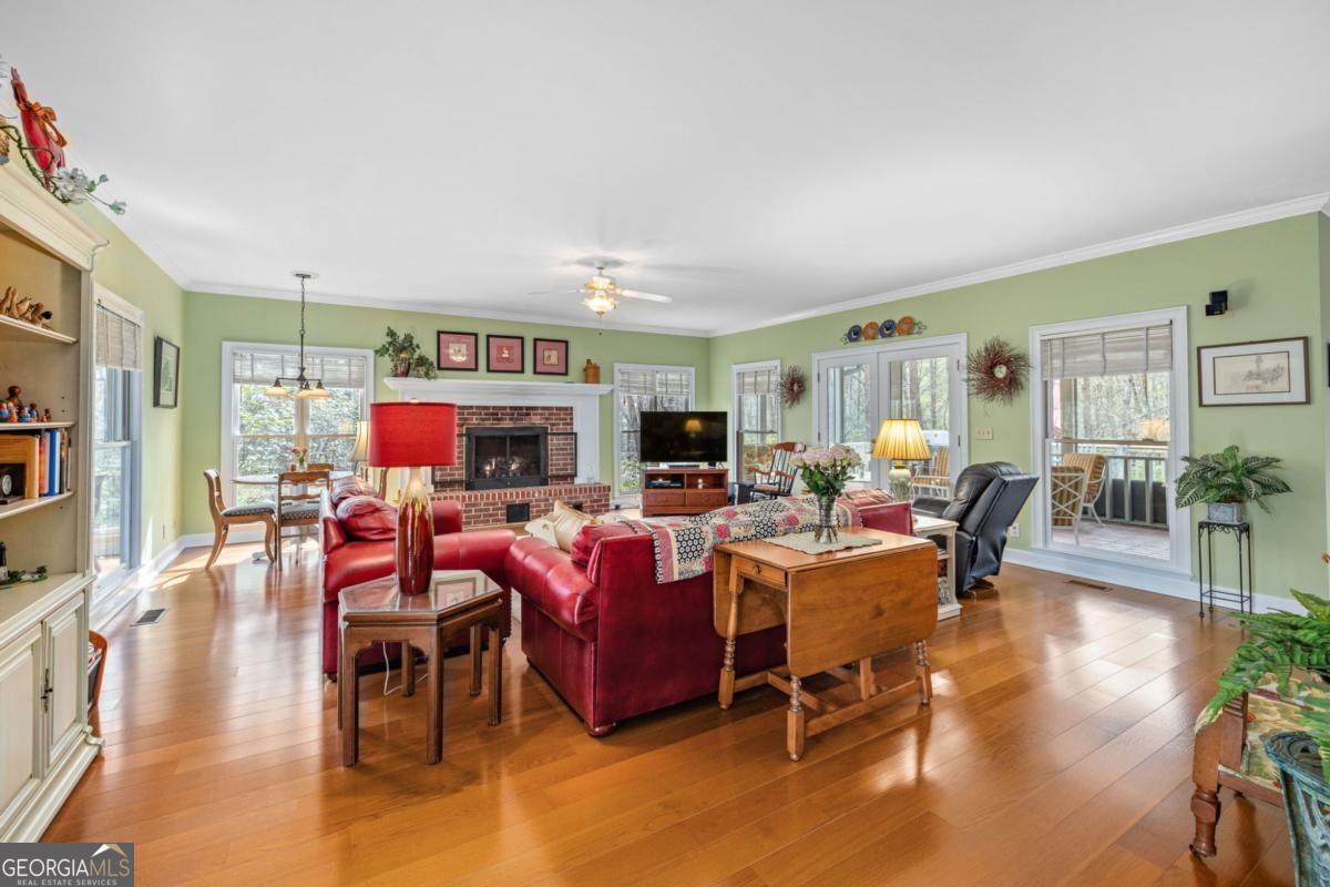 120 Hawks Nest Sautee Nacoochee GA 30571