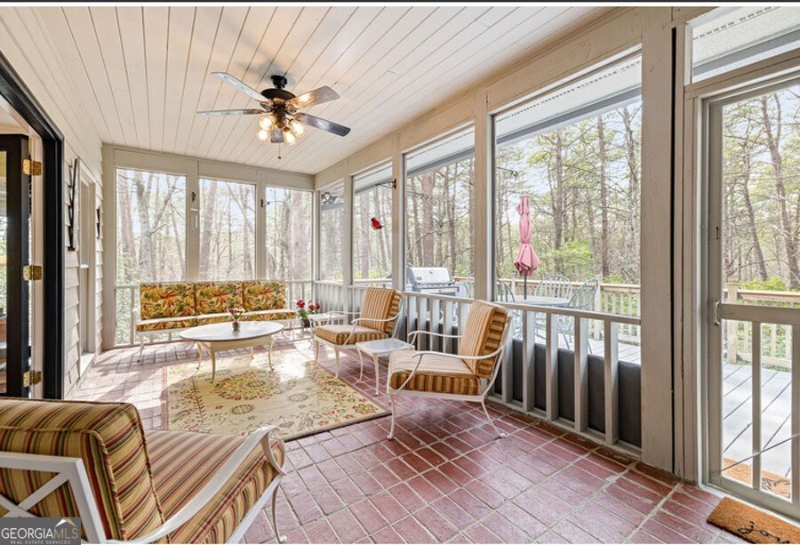 120 Hawks Nest Sautee Nacoochee GA 30571