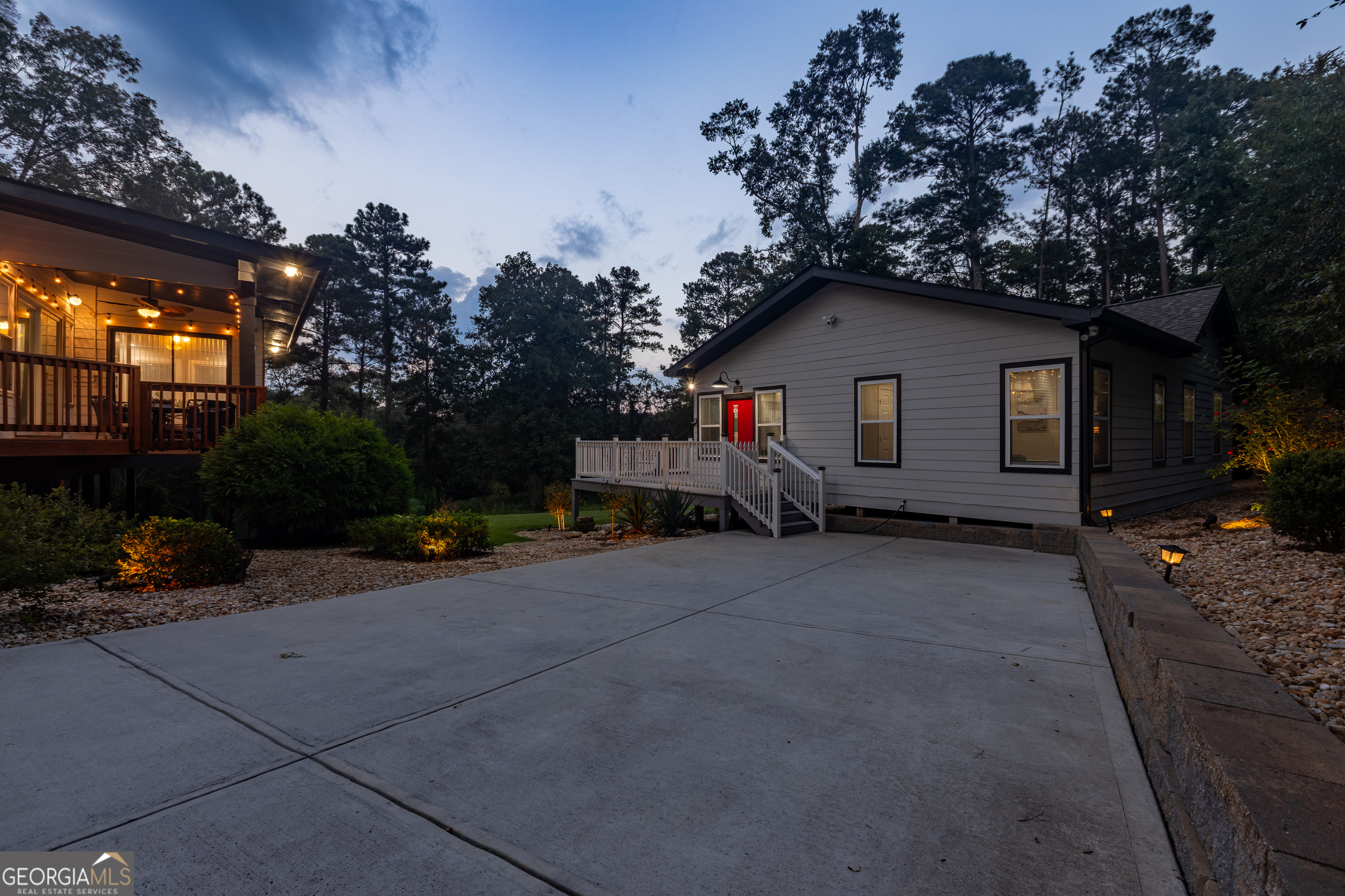 2390 Stone Drive SW Lilburn GA 30047