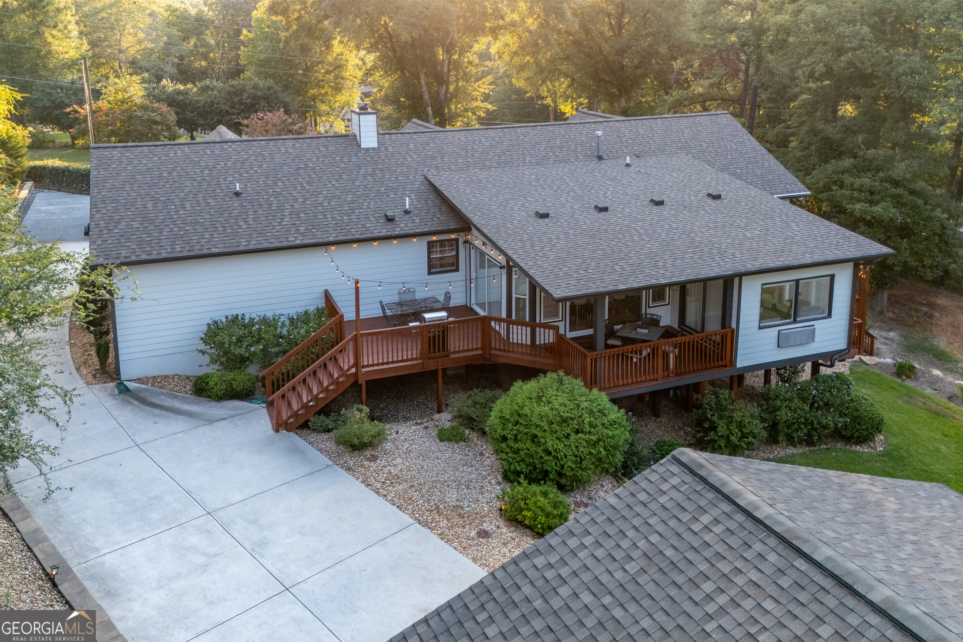 2390 Stone Drive SW Lilburn GA 30047