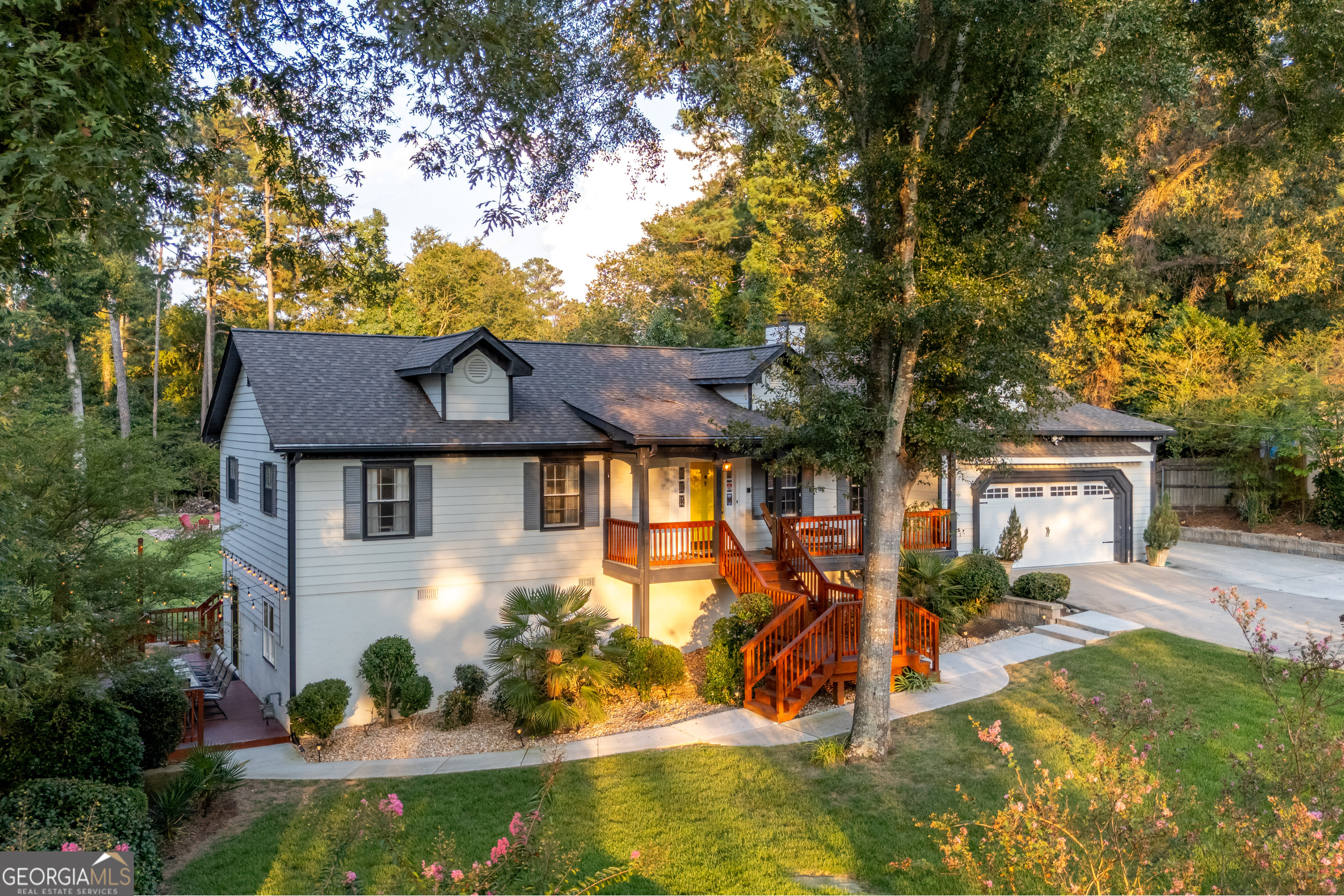 2390 Stone Drive SW Lilburn GA 30047