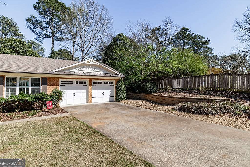 275 Davis Estates Road Athens GA 30606
