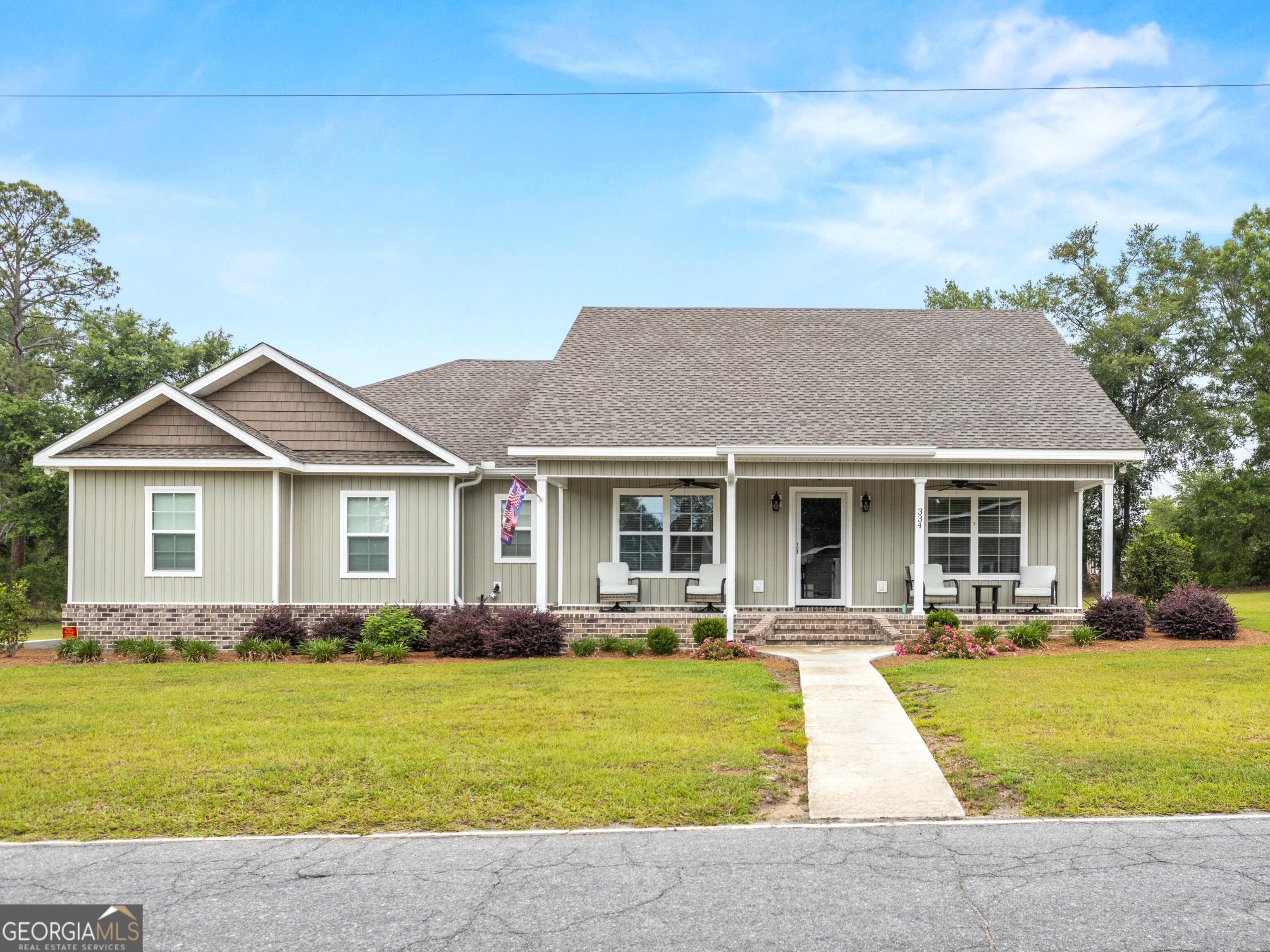 334 W Pine Street Metter GA 30439