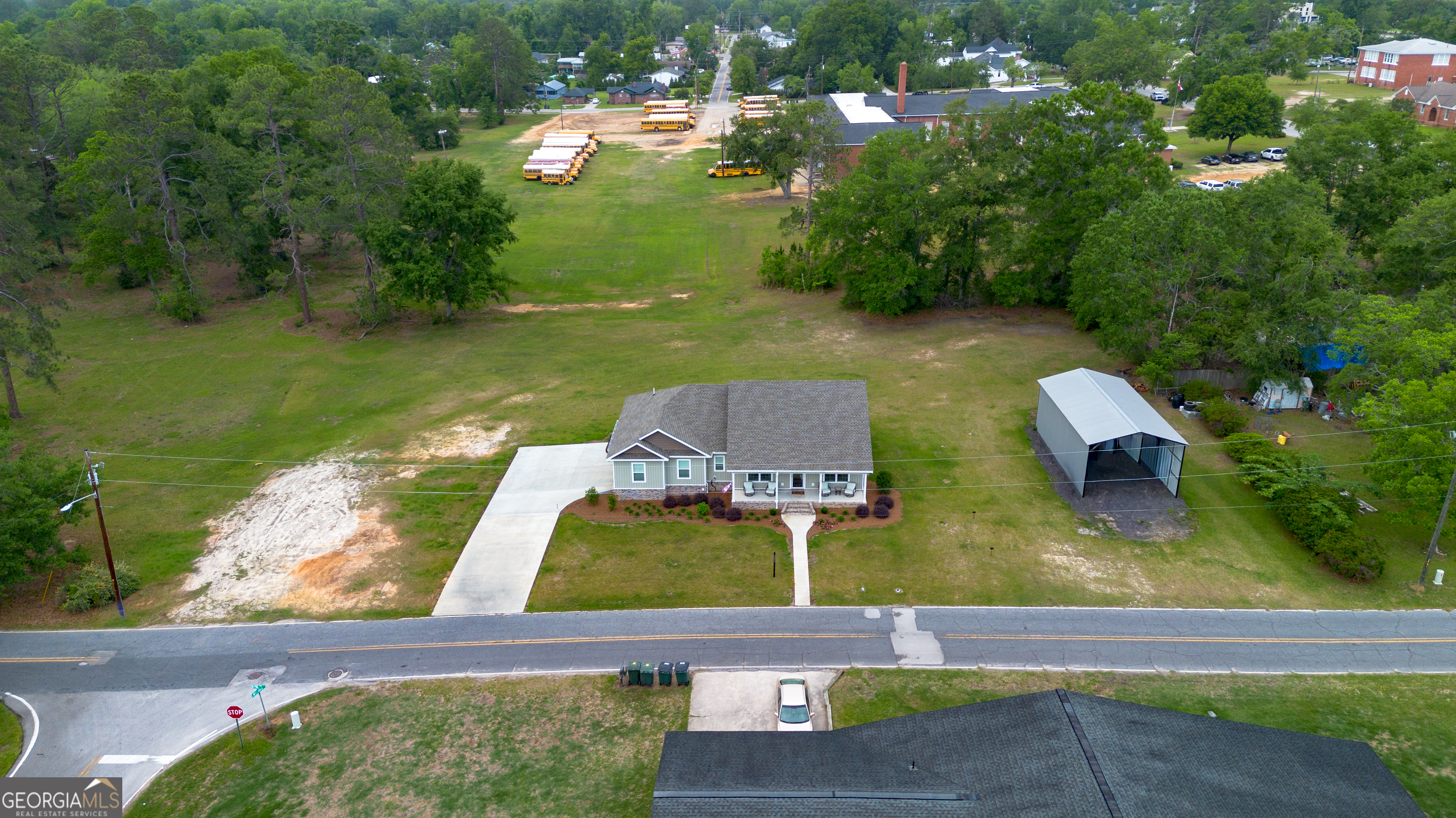 334 W Pine Street Metter GA 30439