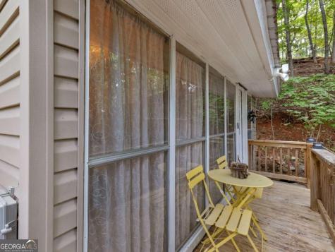 87 Garden Lane Cleveland GA 30528