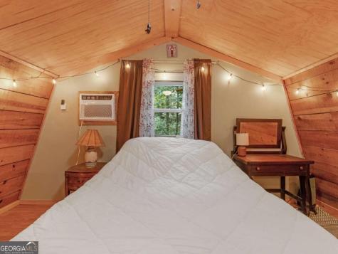 87 Garden Lane Cleveland GA 30528