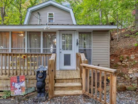 87 Garden Lane Cleveland GA 30528