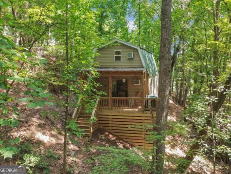 87 Garden Lane Cleveland GA 30528