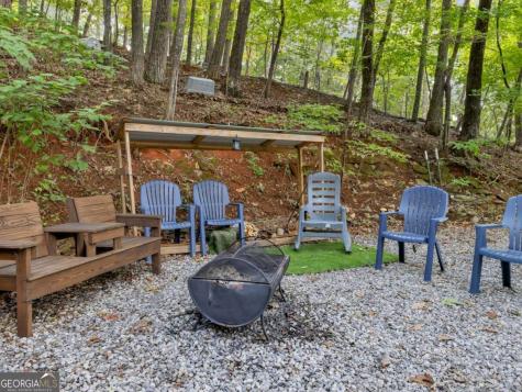 87 Garden Lane Cleveland GA 30528